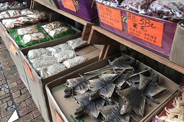 kuivattua-ruokaa-hongkong